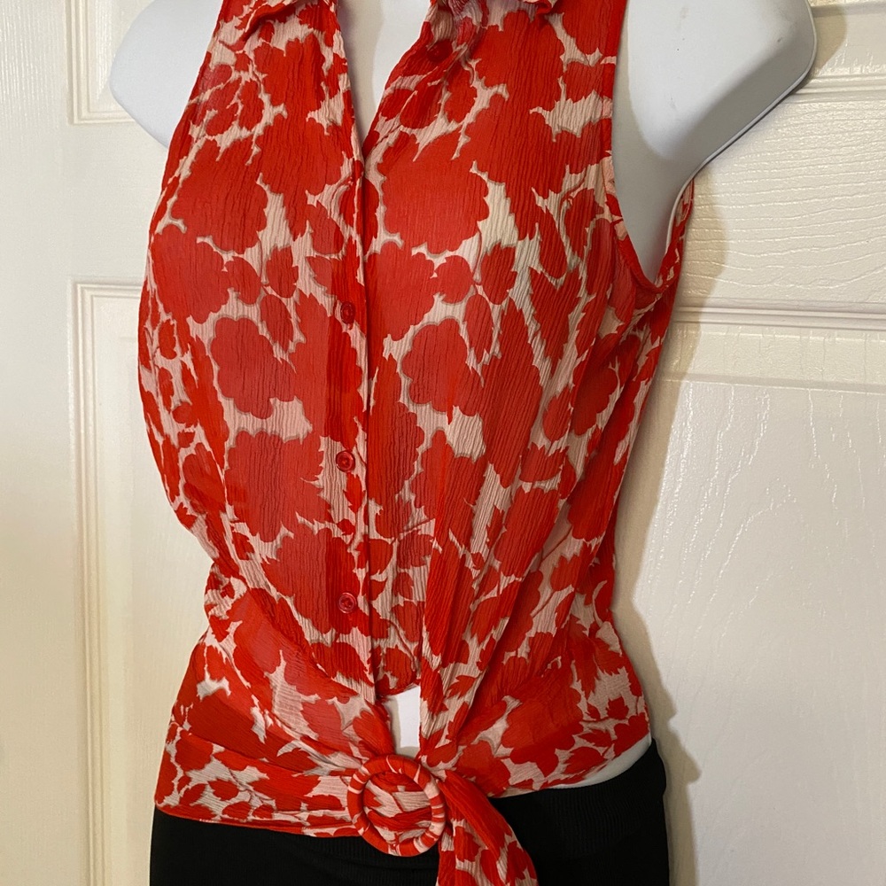 Moda International sleeveless top XS